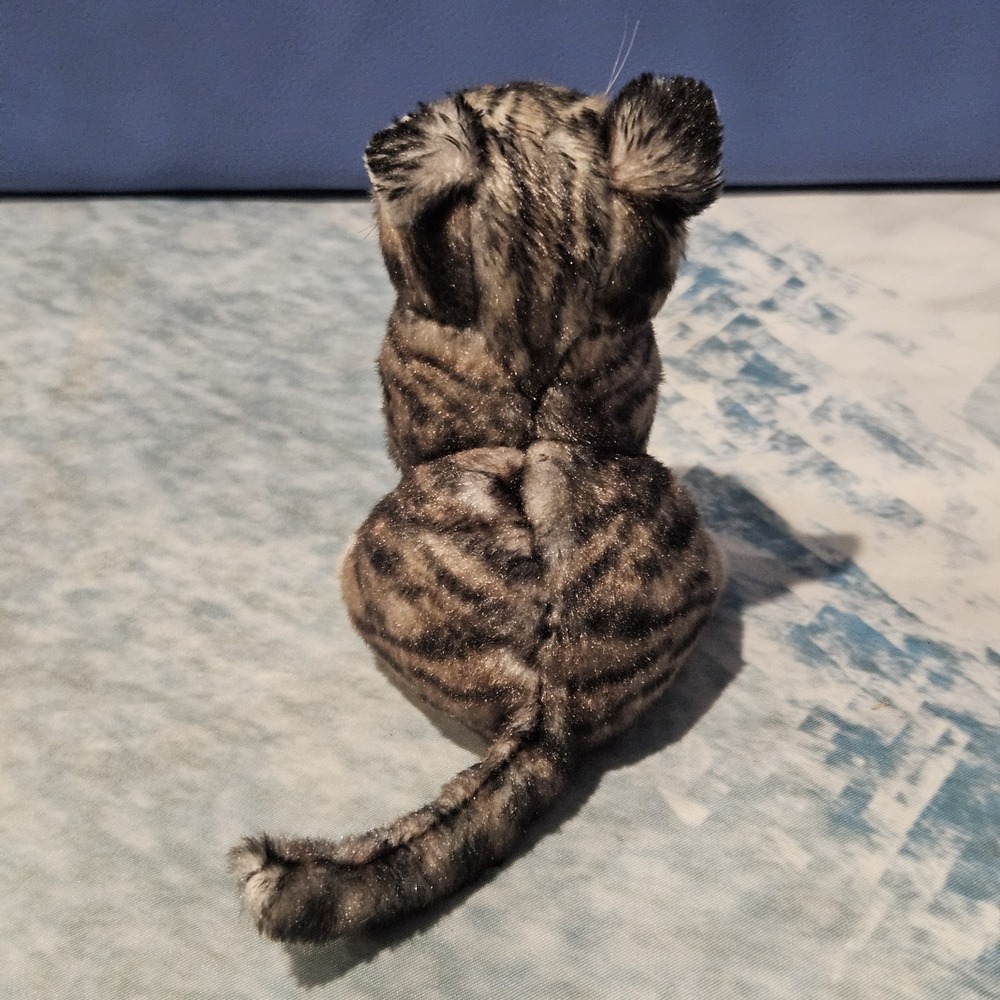 Folkmanis Tabby Cat Finger Puppet 4" Plush 21FM037 VN - Picture 2 of 7